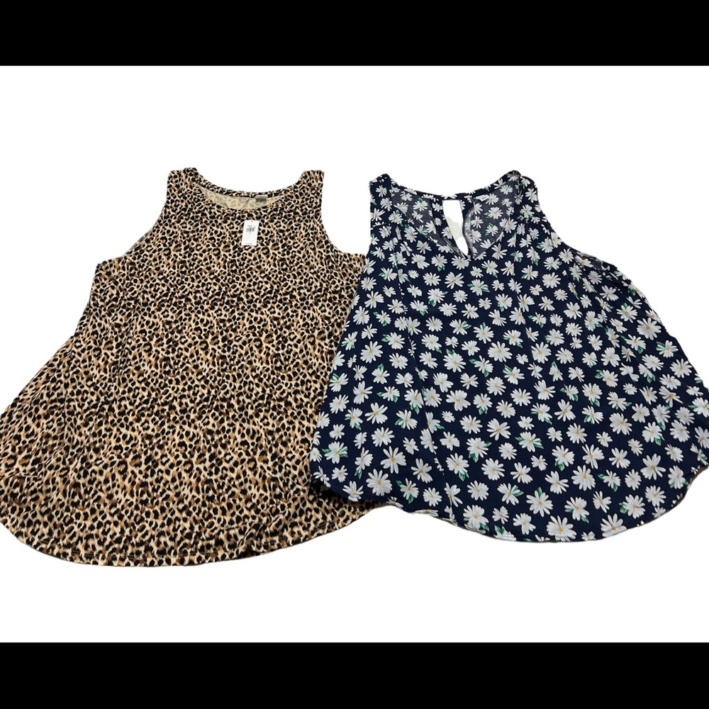 Set of 2 Old Navy Sleeveless Shirt Tops Daisies and brand new with tags Cheetah